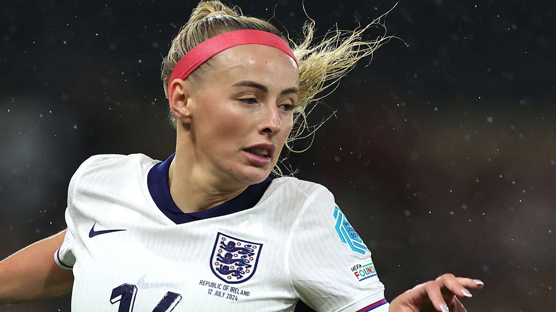 防线迎来新 防线迎来新